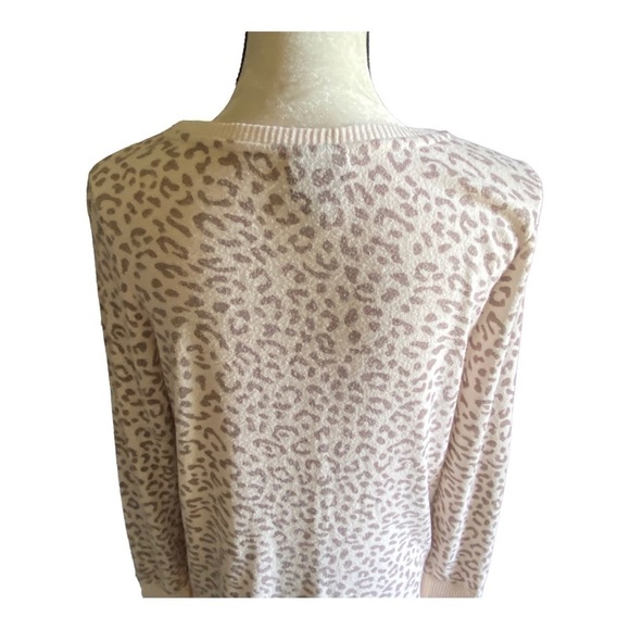 BOBEAU-LIGHT PINK CHEETAH PRINT SWEATER-SIZE SMALL - Picture 6 of 10